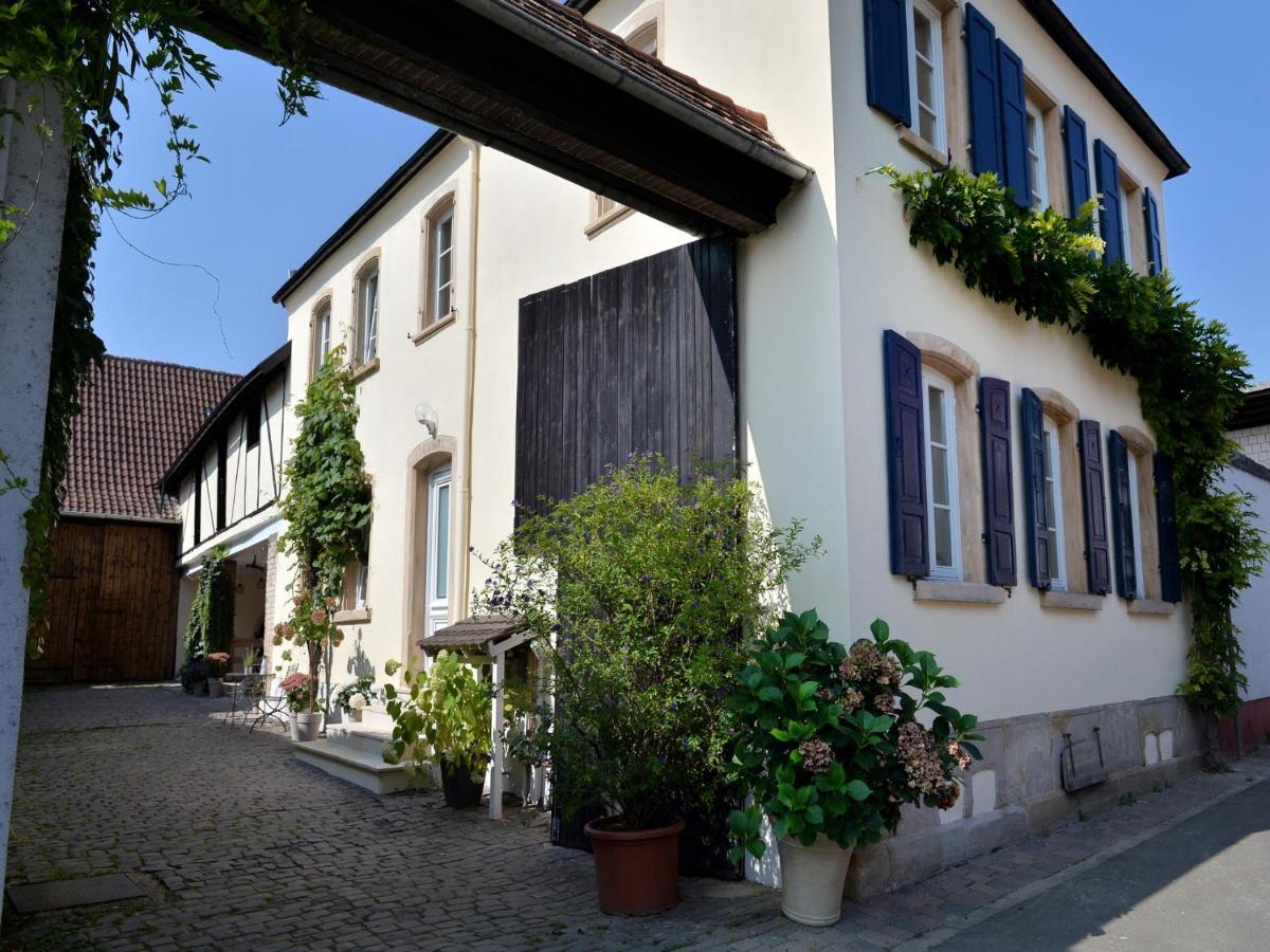 Hotel Gastehaus & Weingut Gehrig Weisenheim am Sand Zewnętrze zdjęcie